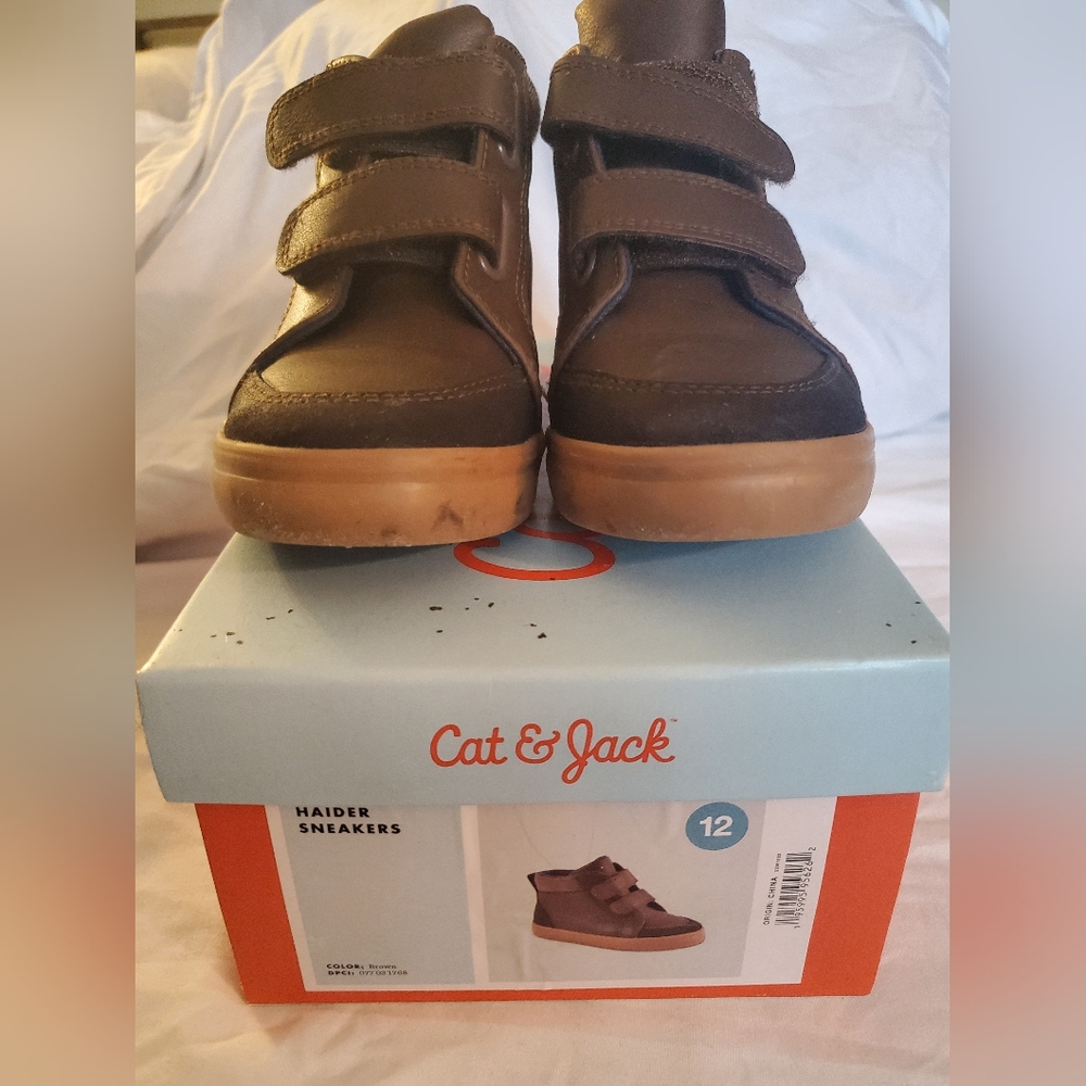 Cat and Jack Haider sneakers boys size 12 brown